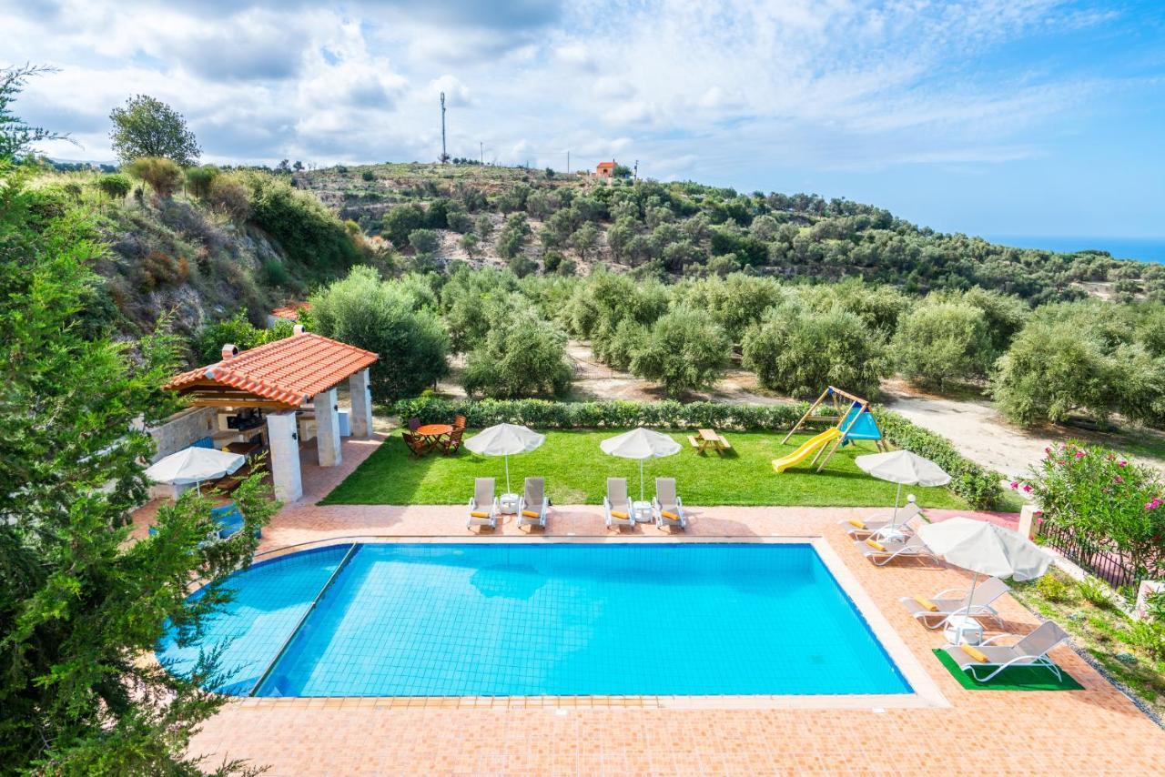 Villa Laga With Pool, 300M To Taverns, Childrens Area, Bbq! Kirianna Exteriör bild
